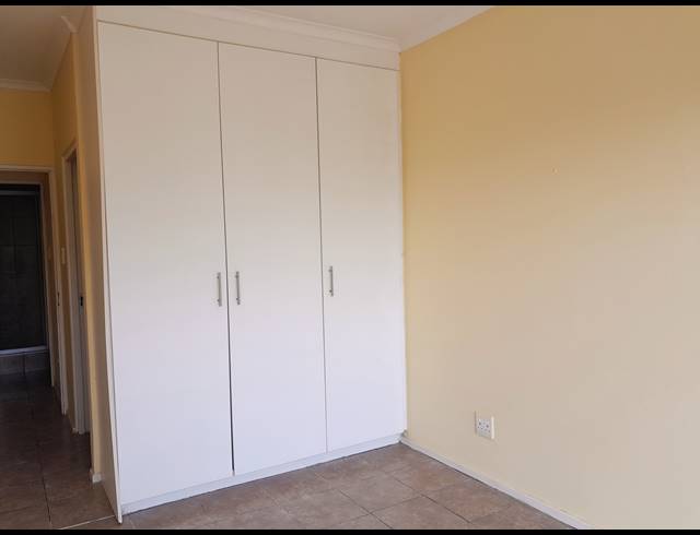2 BEDROOM APARTMENT RENTED IN ST WINIFREDS